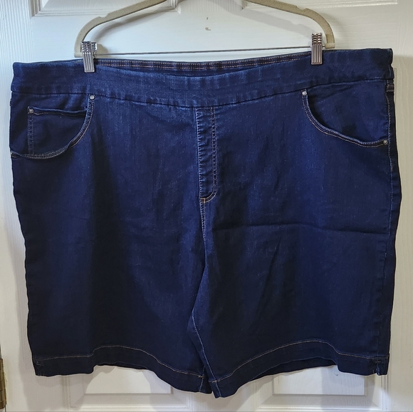Terra & Sky Pants - Terra & sky dark denim stretch pull on shorts women's size 4X